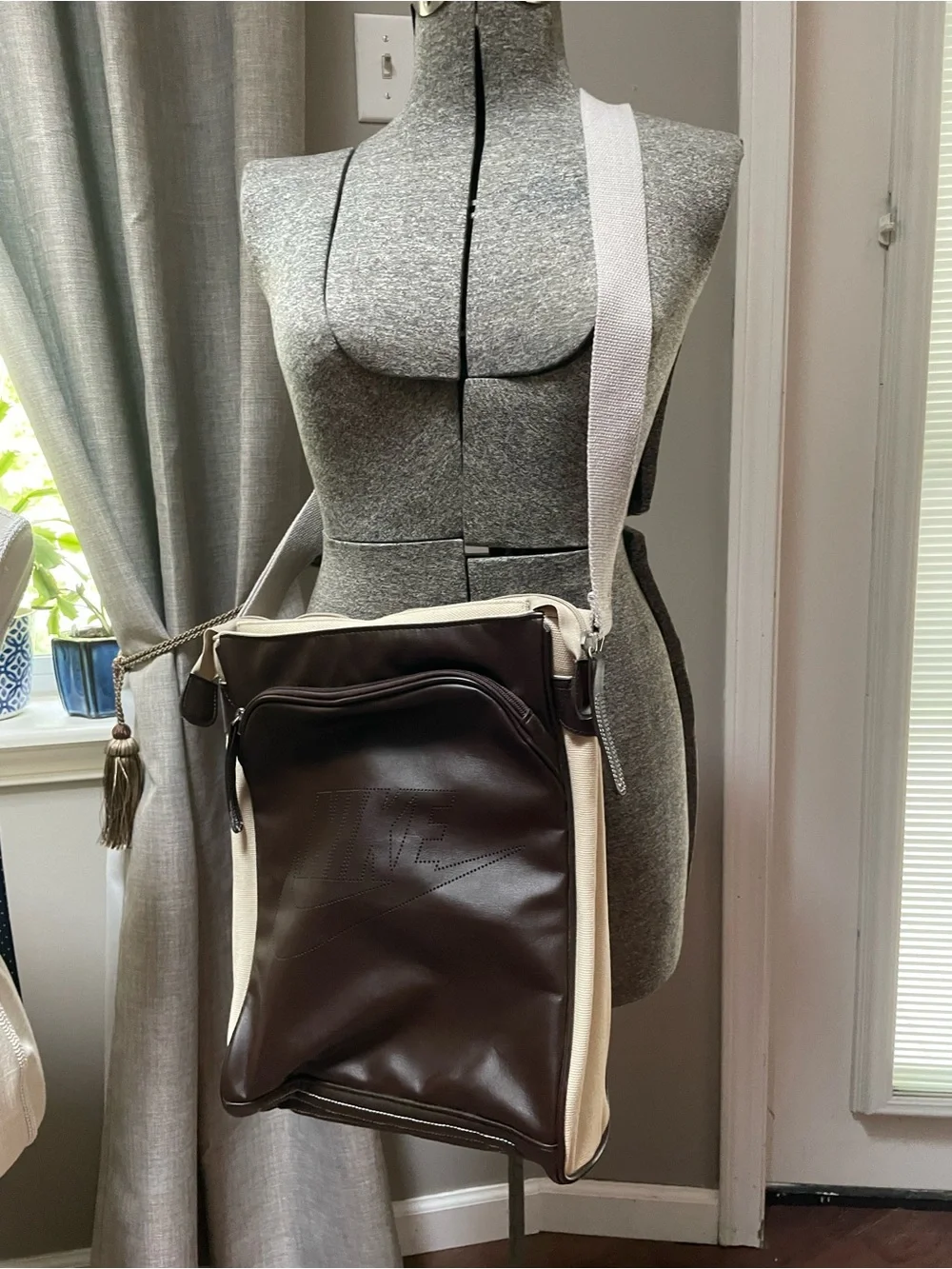 Nike Brown Leather-Style Messenger Crossbody Bag